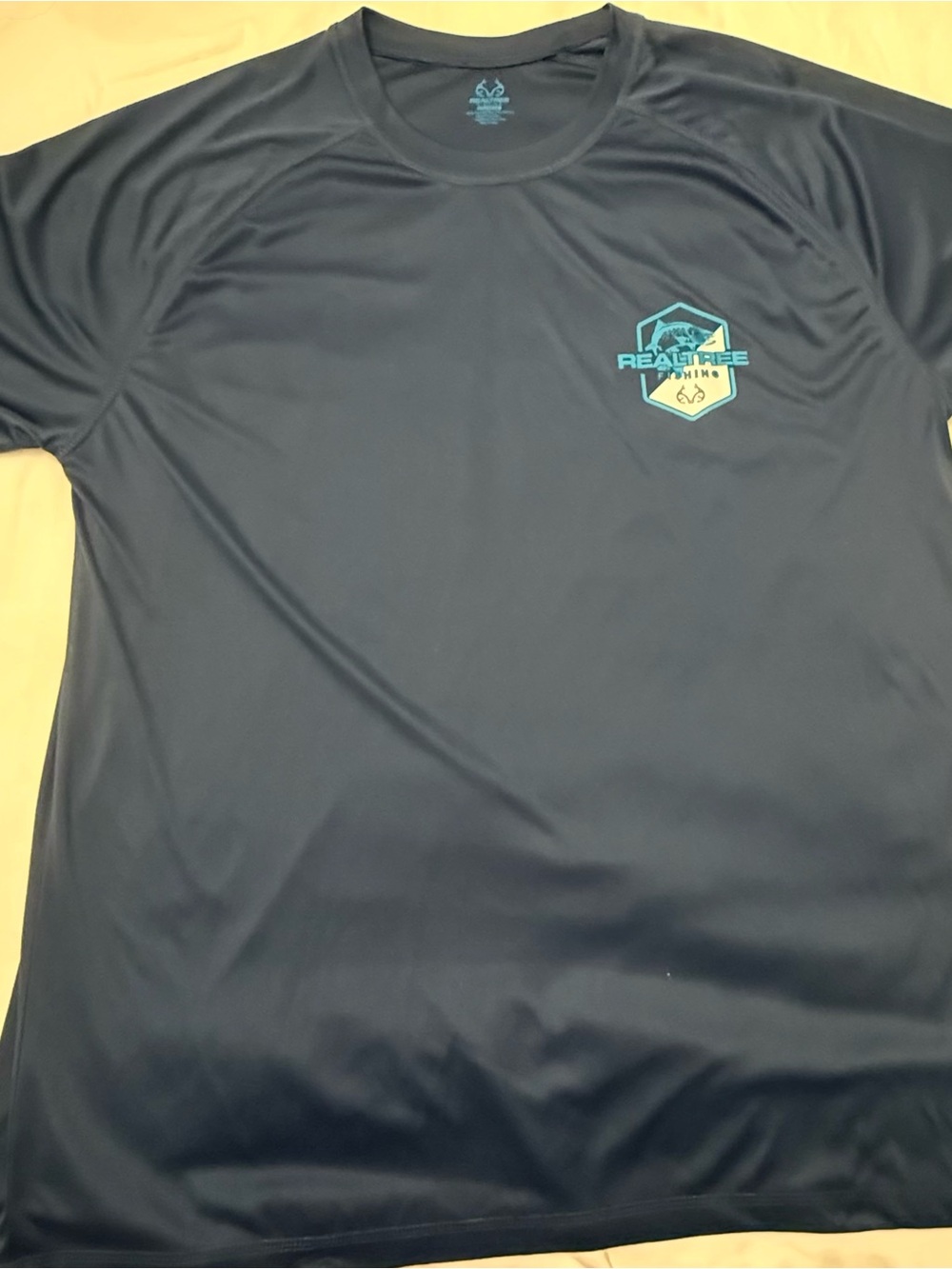Realtree Men's Navy Blue Short-Sleeve Swim Rash Guard with Teal Logo